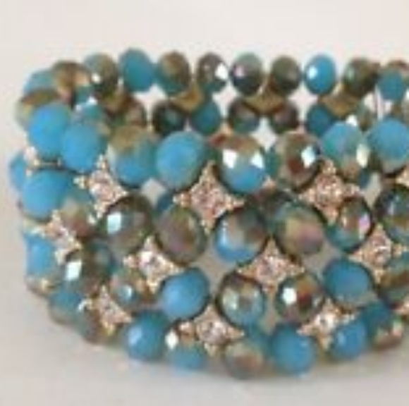 Premier Designs Jewelry - Belize Premier Designs Bracelet NWT